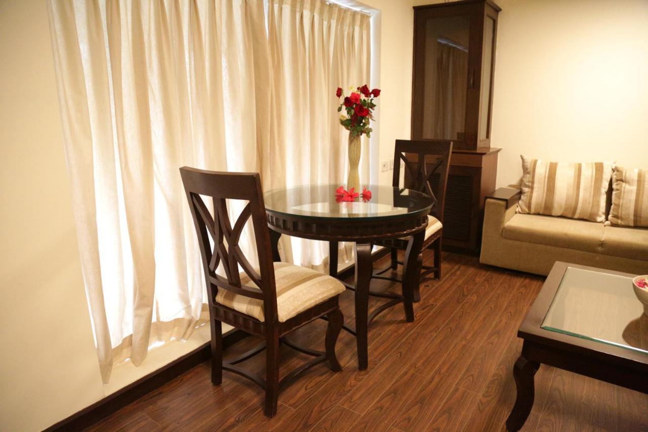 Manas Resort With Petting Zoo, Igatpuri Exterior photo