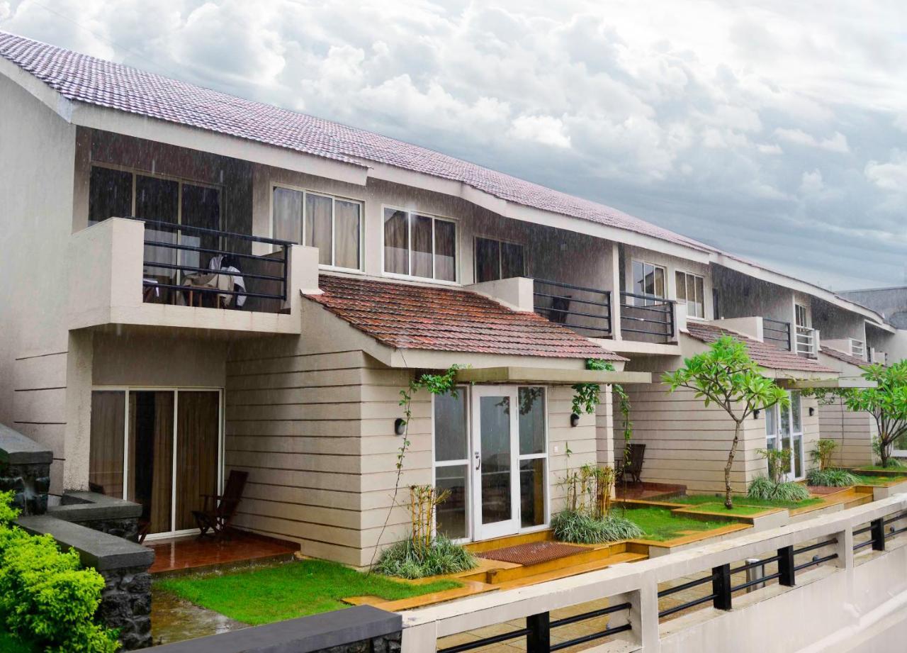 Manas Resort With Petting Zoo, Igatpuri Exterior photo
