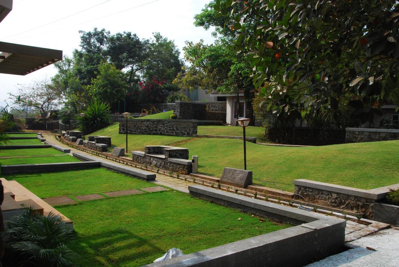 Manas Resort With Petting Zoo, Igatpuri Exterior photo