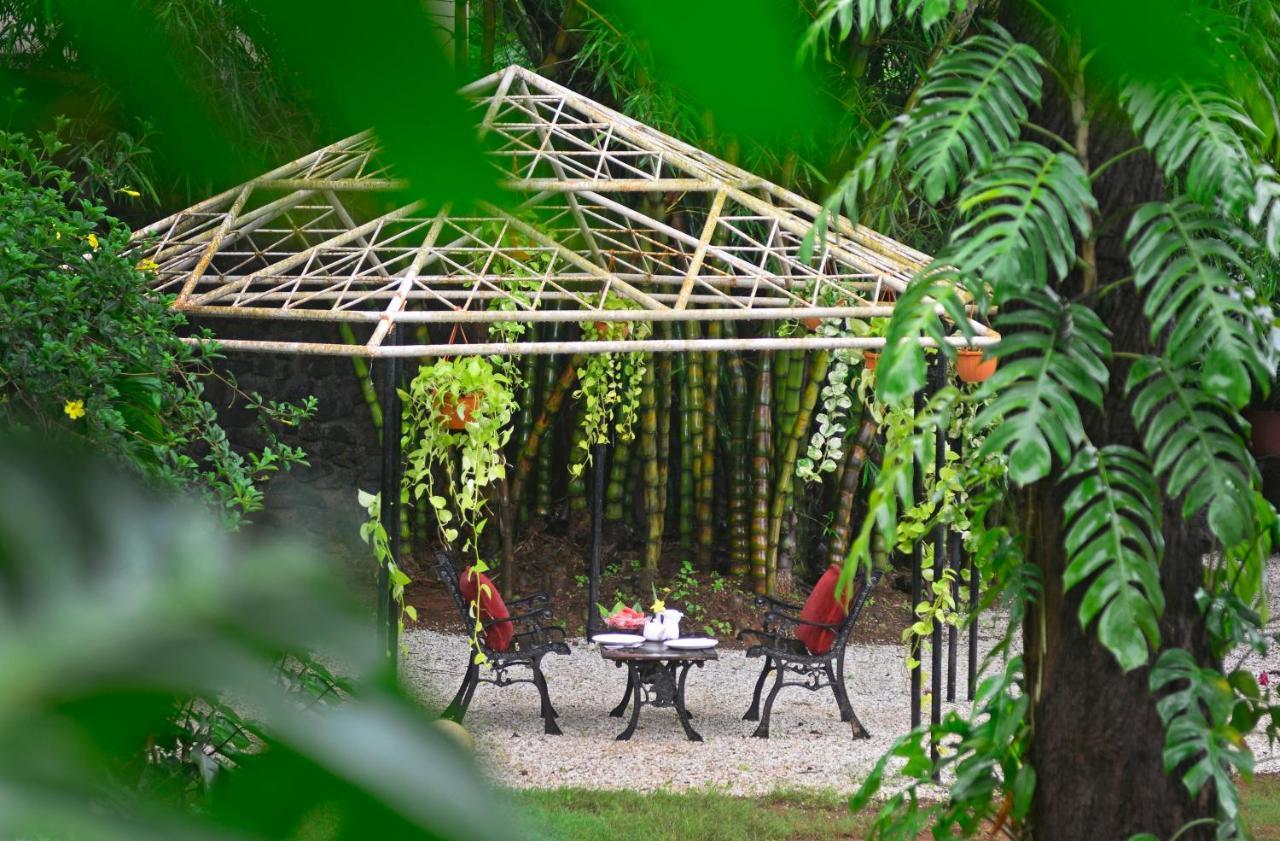 Manas Resort With Petting Zoo, Igatpuri Exterior photo