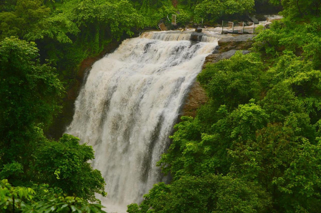 Manas Resort With Petting Zoo, Igatpuri Exterior photo